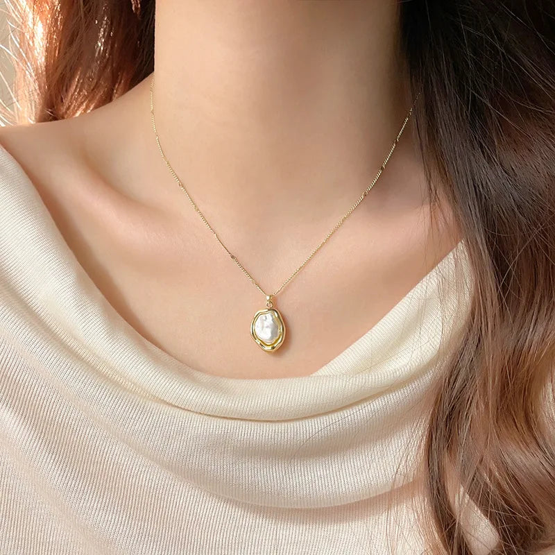 DL Irregular Baroque Pearl Necklace Pendant (China Edition)