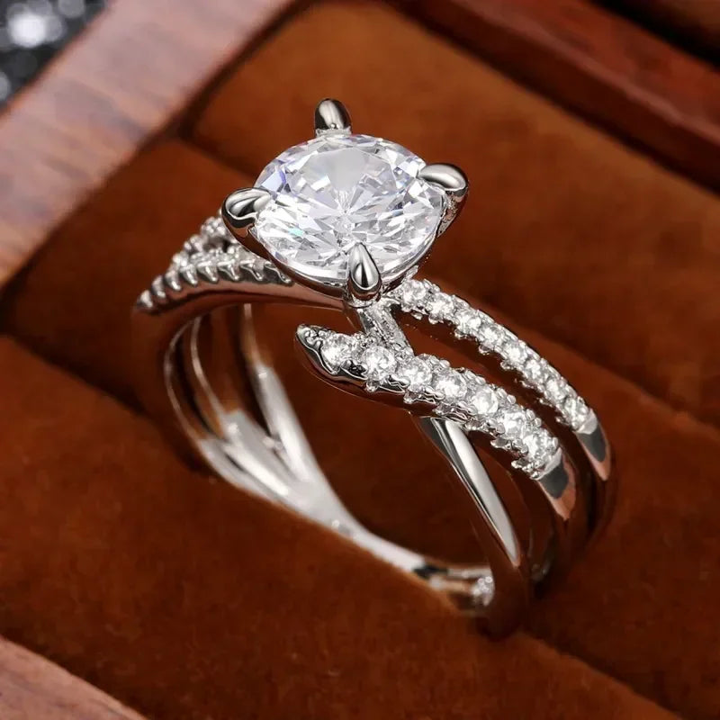 DL Exquisite Women Rings Silver Color Luxury Paved Sparkling CZ Ring (Korean Edition)