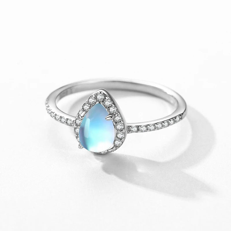 DL 925 Sterling Silver Exquisite Water Drop Moonstone Female Finger Ring (Korean Edition)