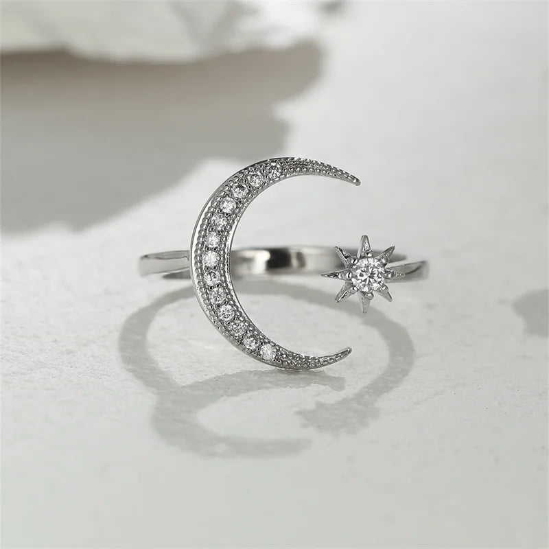 DL Minimalist Female Stacking Boho Star Moon Ring (Usa Edition)