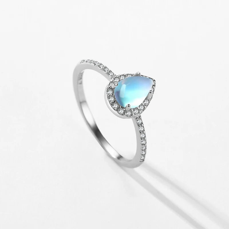 DL 925 Sterling Silver Exquisite Water Drop Moonstone Female Finger Ring (Korean Edition)