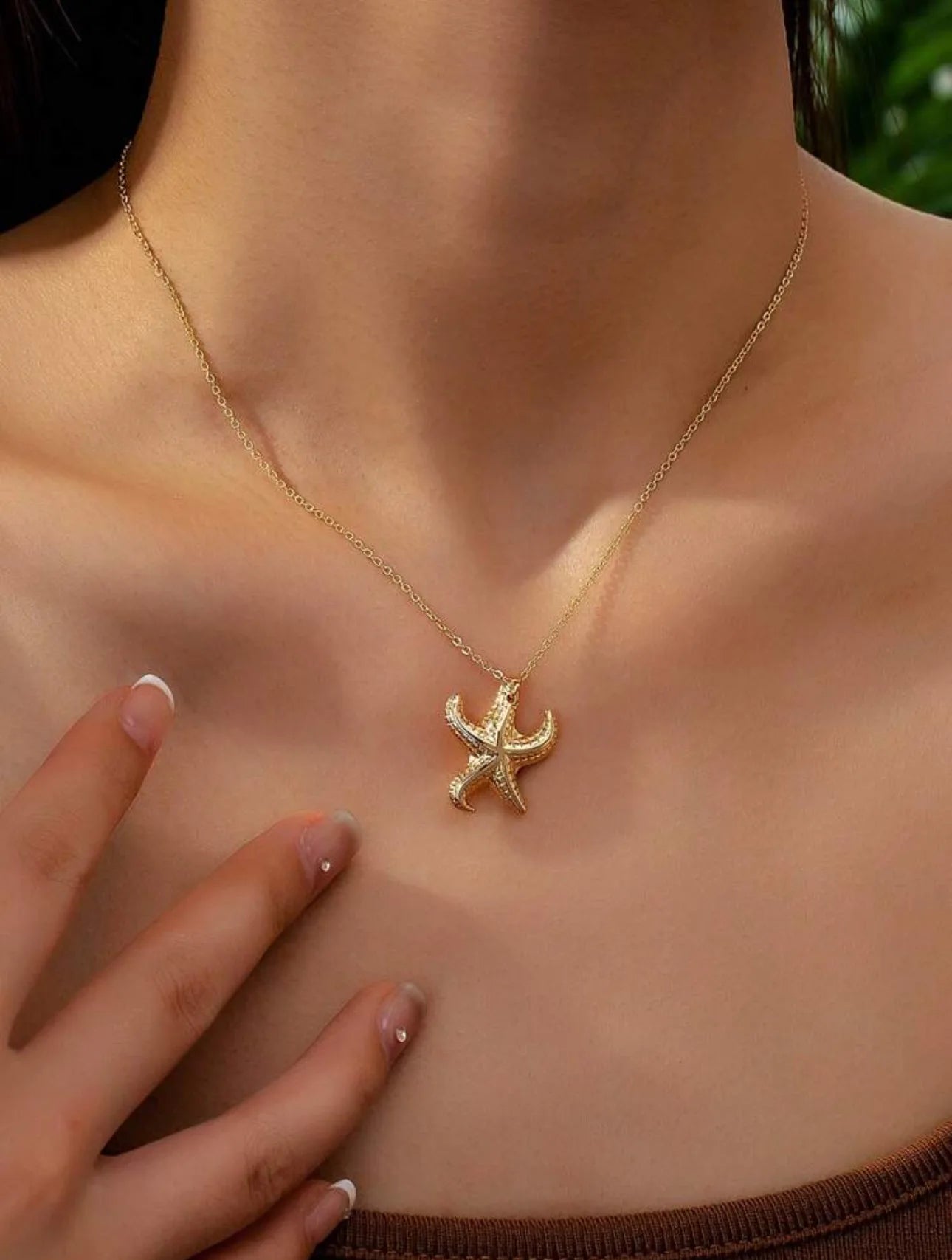 DL Elegant Starfish Pendant Necklace (Korean Edition)