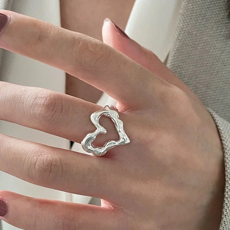 DL 925 Sterling Silver Simple Heart Ring y2k (BRAZILIAN EDITION) (TOO LIMITED FOR ITS PRICE)