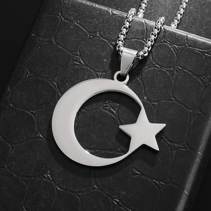 DL Moon Pendant Necklace (Korean Edition)