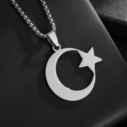 DL Moon Pendant Necklace (Korean Edition)