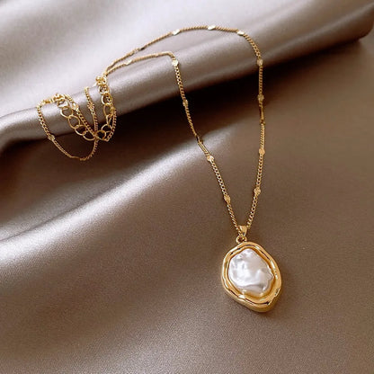 DL Irregular Baroque Pearl Necklace Pendant (China Edition)