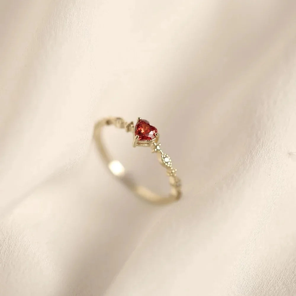DL Luxury Red Heart Crystal Opening Ring (Canadian Edition)