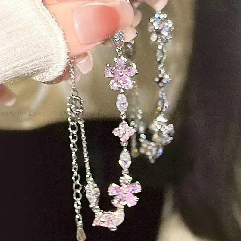 DL Sweet Crystal Flowers Bracelet (Korean Edition)