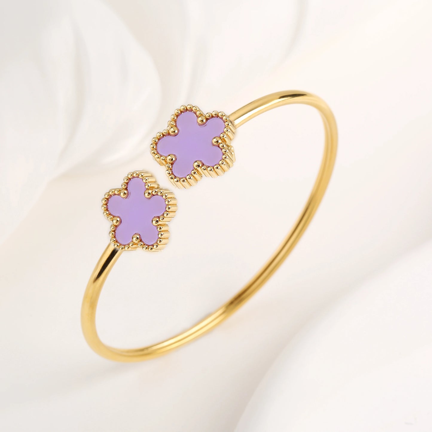 DL Stainless Steel Gold-Plated Five Leaf Flower Open Bangle Bracelet (Canadian Edition)