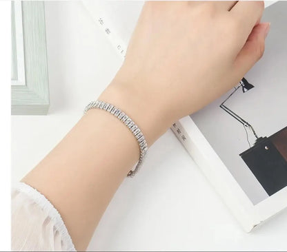 DL 925 Sterling Silver fine Crystal Bracelet (Canadian Edition)