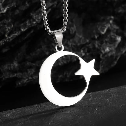 DL Moon Pendant Necklace (Korean Edition)